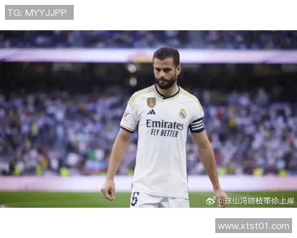 足球球星因后腿拉伤伤情严重 可能影响接下来的比赛和赛季表现