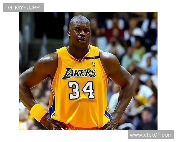 篮球与足球巨星的荣耀之路：跨越赛场的传奇与梦想